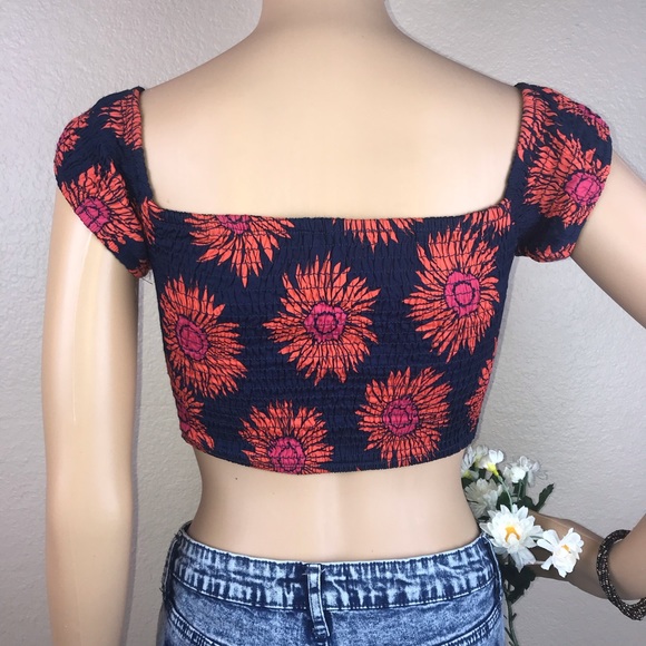 Band of Gypsies Boho Sunflower Crop Top Festival - Picture 3 of 6